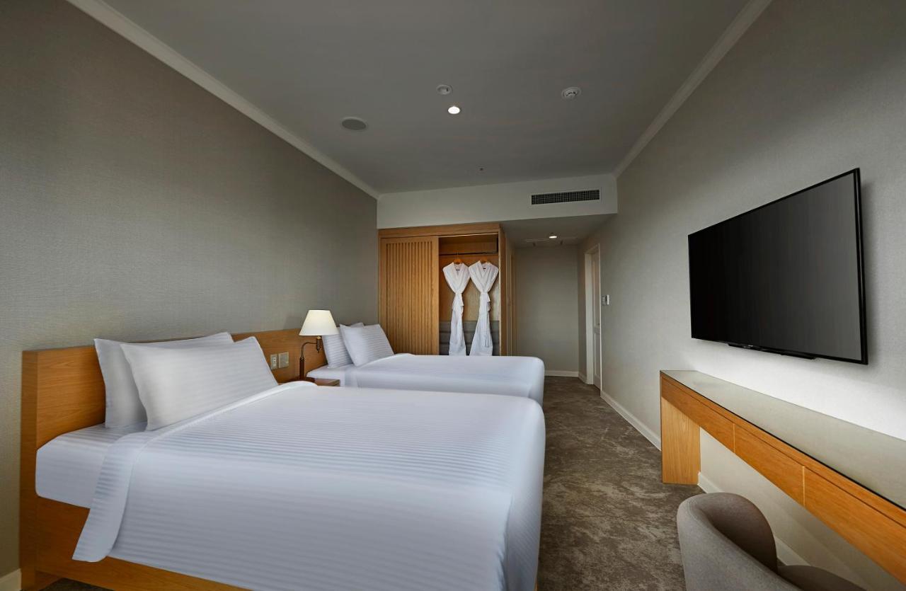 Ana Crowne Plaza Okinawa Hills By Ihg Uruma