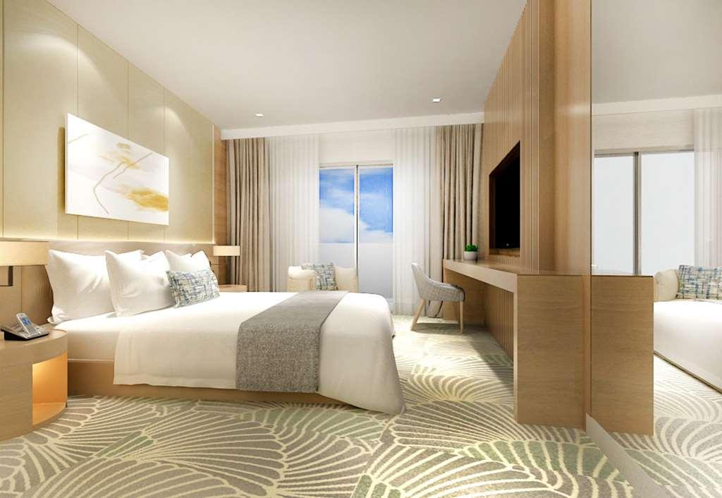 Ana Crowne Plaza Okinawa Hills By Ihg Resort 4*