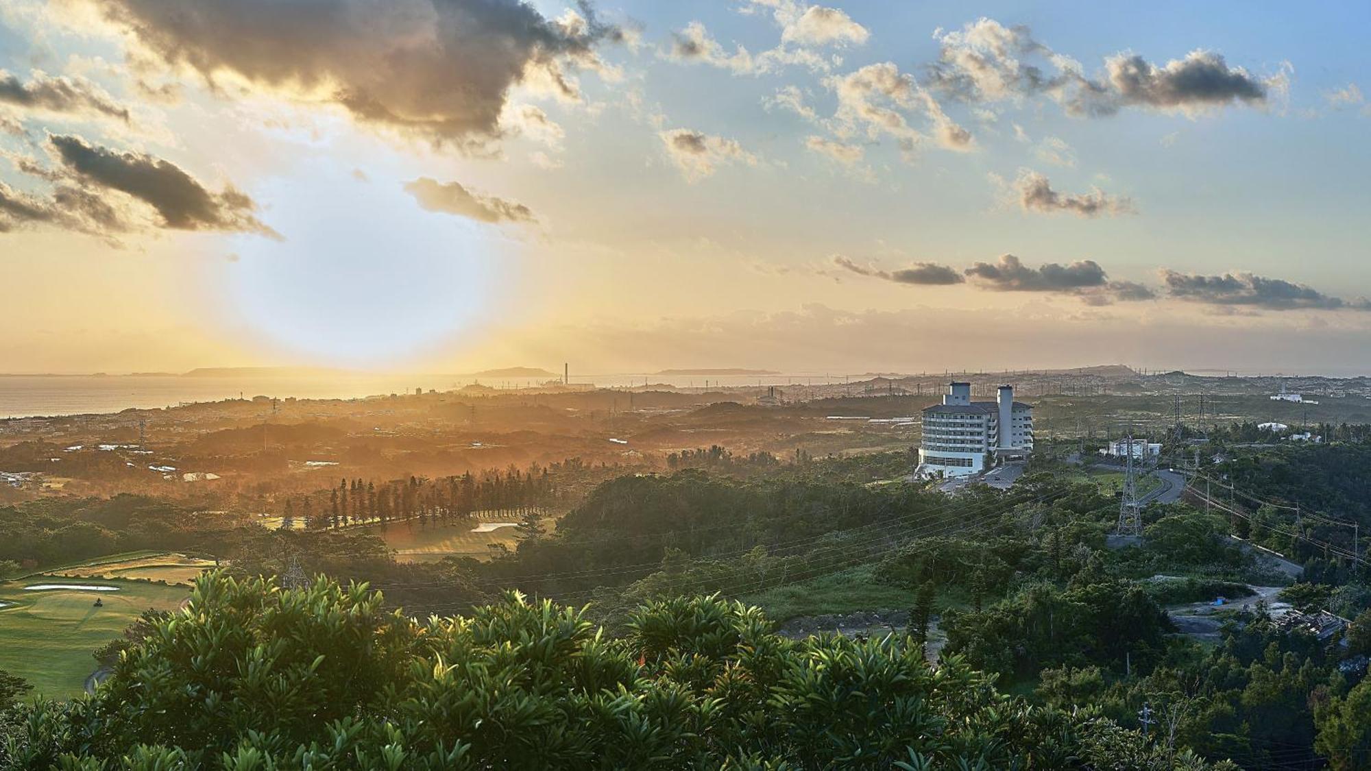 Ana Crowne Plaza Okinawa Hills By Ihg Resort 4*