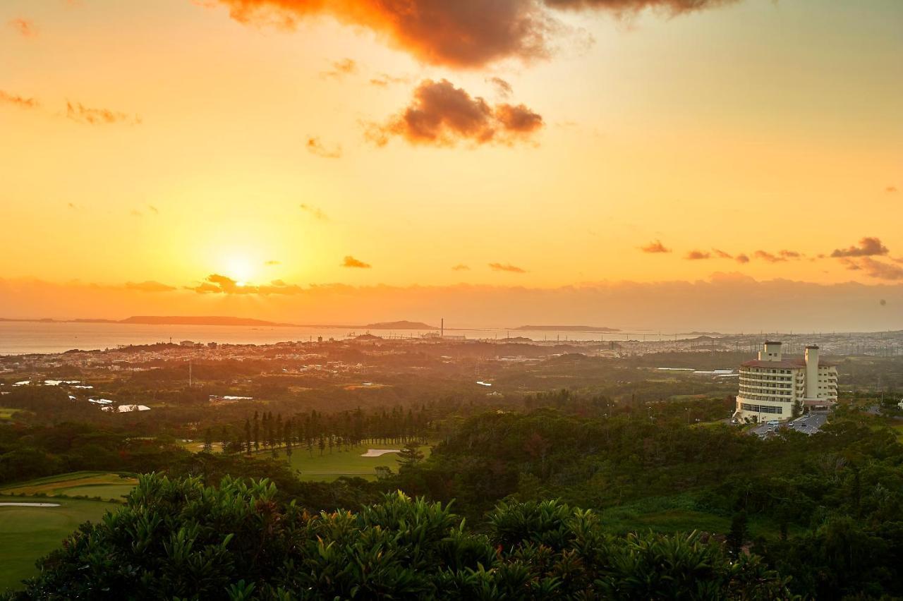 Ana Crowne Plaza Okinawa Hills By Ihg Resort 4*
